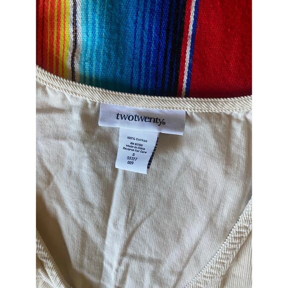 Beige dress. - Picture 2 of 2